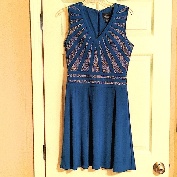 Adrianna Papell Fit and Flare V-Neck Dress in Blue - Picture 2 of 9